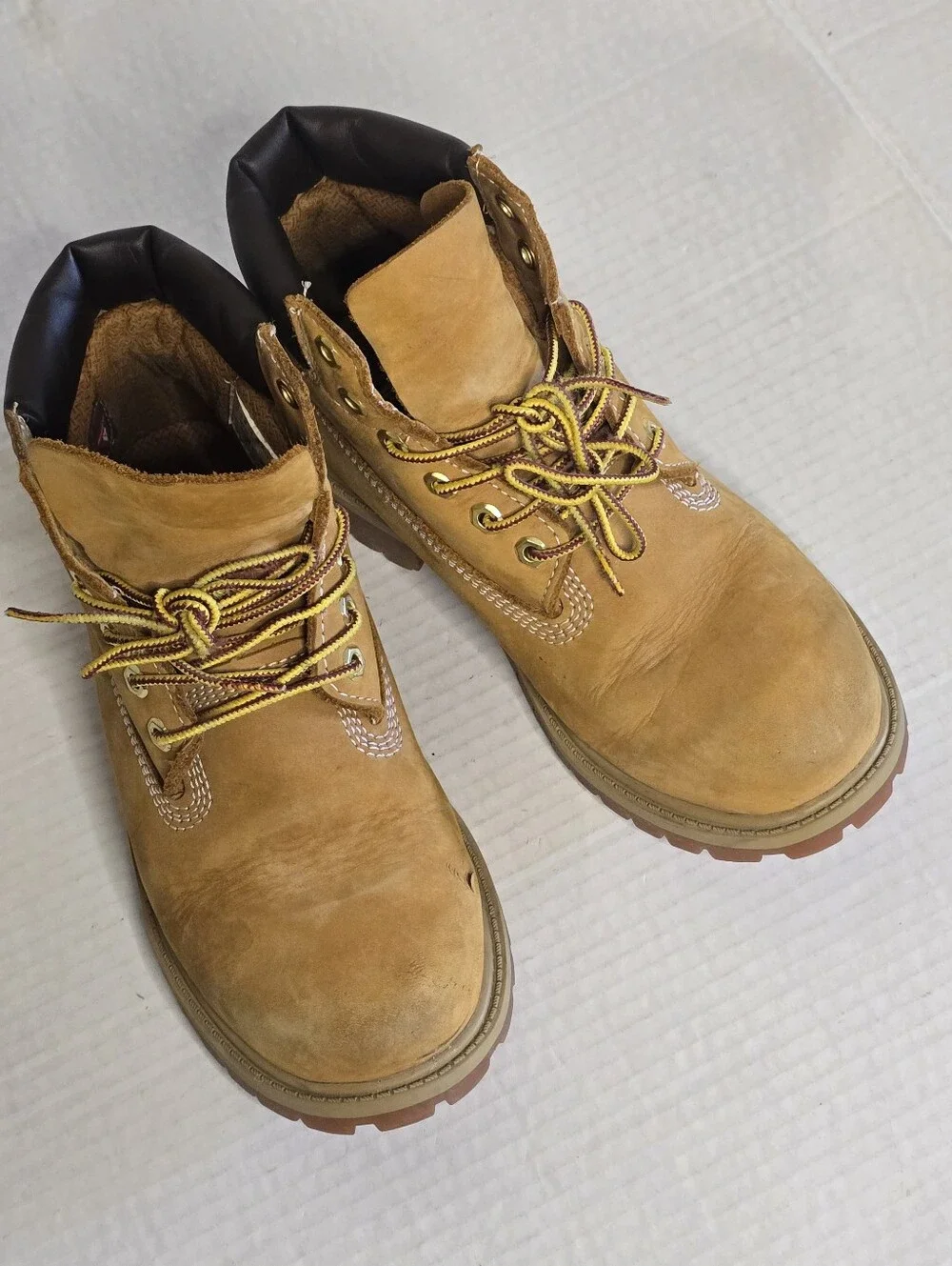 Timberland 6 Inch Premium Waterproof Boots Youth 3M Wheat Nubuck Brown Fall Boot
